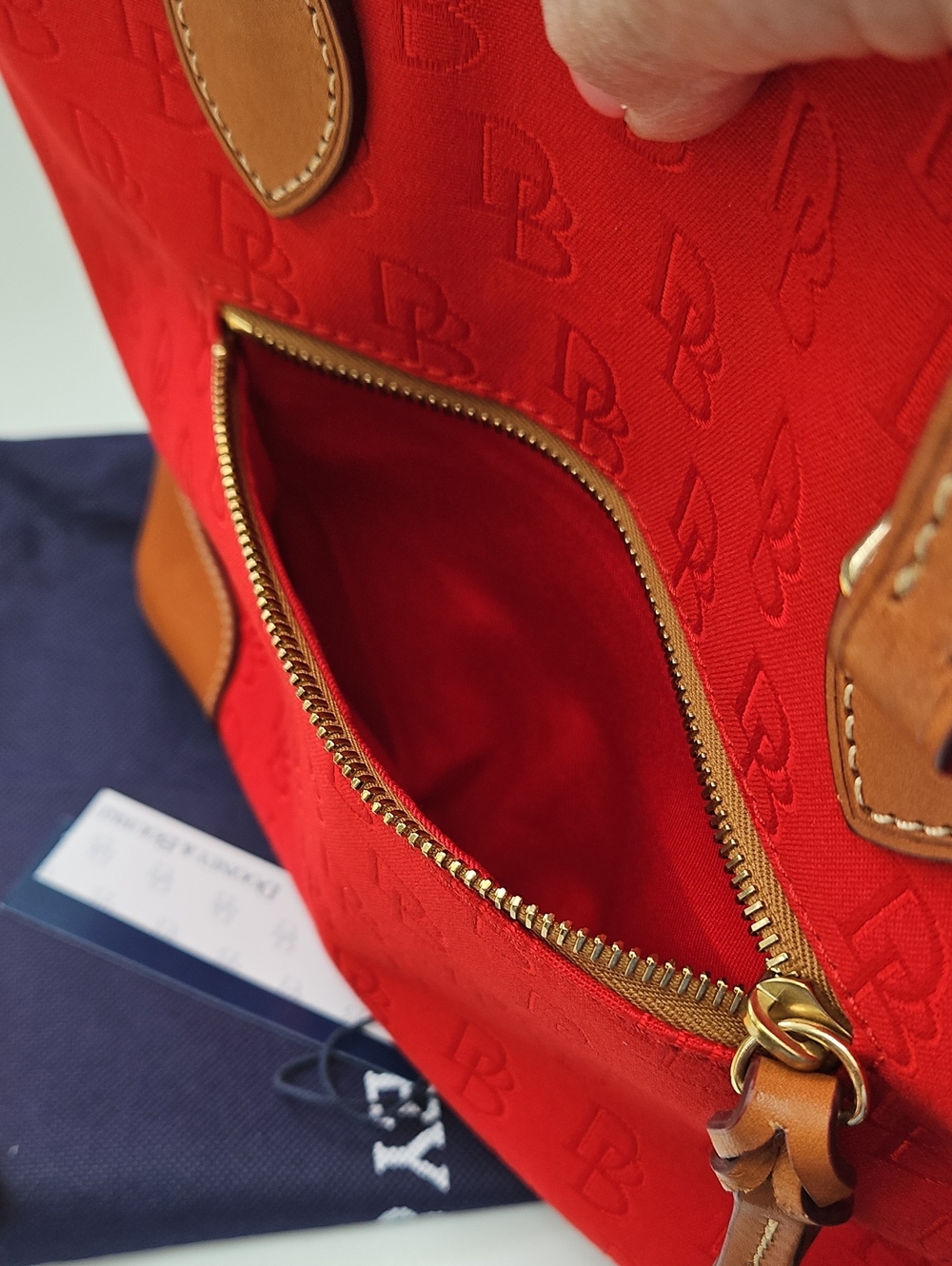 🌹 BIG WEEKEND SALE Dooney & Bourke Red Richmond Shopper Tote - Picture 14 of 16